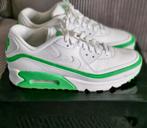 Nike air max 90 Undefeated White Green spark 44, Kleding | Heren, Schoenen, Wit, Nike, Ophalen of Verzenden, Sneakers of Gympen