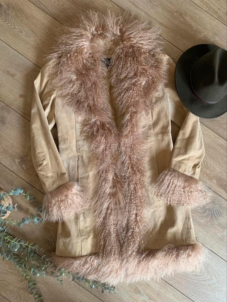 Vintage mongolian fur lammy coat L bohemian coat, Kleding | Dames, Jassen | Winter, Nieuw, Maat 42/44 (L), Beige, Ophalen of Verzenden