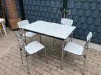 Tafel met 4 stoelen Formica en chromen poten, jaren 60, Huis en Inrichting, Tafels | Eettafels, Ophalen, Gebruikt, 50 tot 100 cm