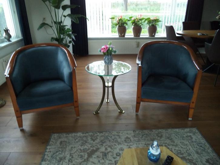 2 prachtige fauteuils geen vlekje er op ,met tafeltje luxe, Huis en Inrichting, Fauteuils, Zo goed als nieuw, Stof, 50 tot 75 cm