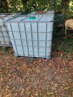 IBC  1000 liter.  of hooibak, 150 liter of meer, Ophalen, Zo goed als nieuw, Kunststof
