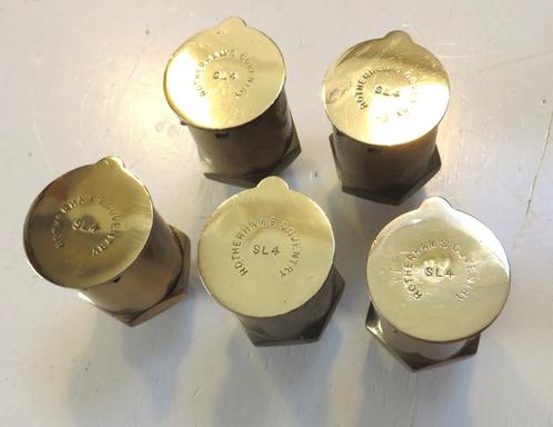 Vijf messing oliepotjes, trekpitpotjes, Antiek en Kunst, Antiek | Gereedschap en Instrumenten, Ophalen of Verzenden