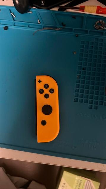 Nintendo switch joycon beschikbaar voor biedingen