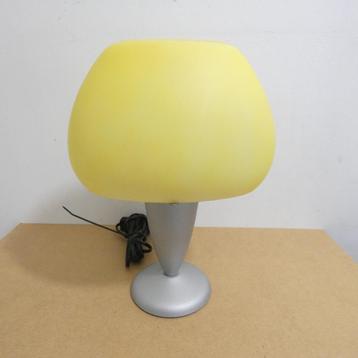 Gele vintage tafellamp Mushroom model [820] beschikbaar voor biedingen