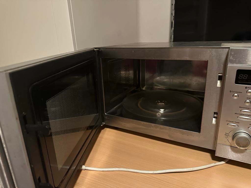 Gebruikte Galanz Combimagnetron - Goedkoop!, Combimagnetron, Gebruikt, Grill, Ophalen of Verzenden