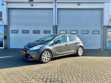 Peugeot 208 1.2 PureTech Blue | Pano|Automaat. beschikbaar voor biedingen