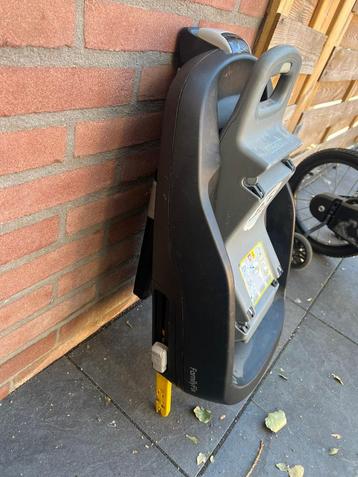 Maxi-Cosi FamilyFix Isofix Base beschikbaar voor biedingen