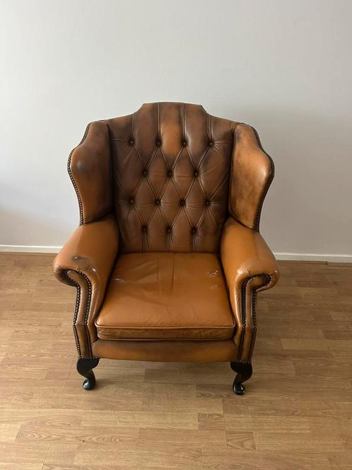 Originele Chesterfield stoel, Huis en Inrichting, Fauteuils, Gebruikt, Leer, 75 tot 100 cm, Ophalen