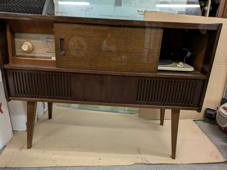 Vintage Platenspeler en Radio - Retro Muziekmeubel, Antiek en Kunst, Antiek | Tv's en Audio, Ophalen of Verzenden