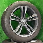 Originele 19 inch VW tiguan Sebring velgen met winterbanden, Auto-onderdelen, Banden en Velgen, 19 inch, Gebruikt, 255 mm, Banden en Velgen