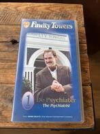 Fawlty Towers - De Psychiater VHS, Alle leeftijden, Ophalen of Verzenden, Zo goed als nieuw, Komedie