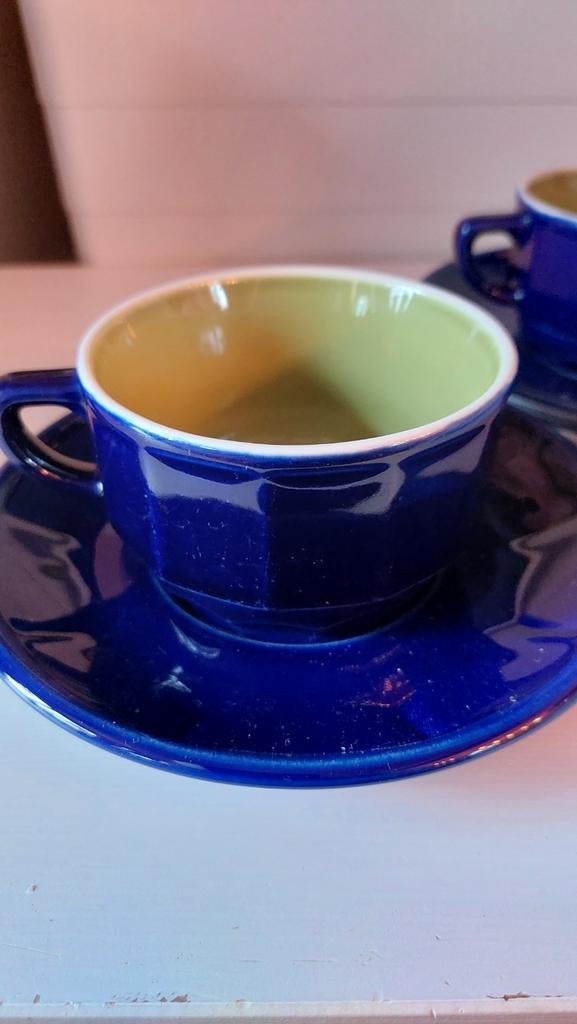 Uit Apilco fabriek blauw groen kop en schotel, Ophalen of Verzenden