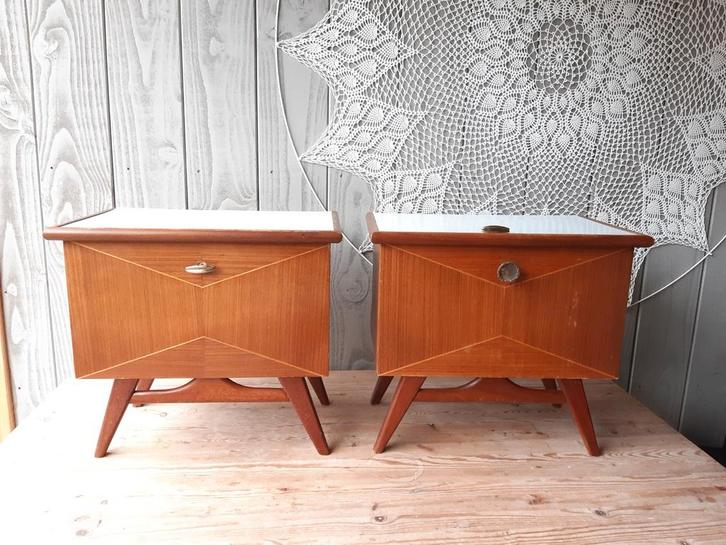 Vintage  set jaren 60 nachtkastjes, Huis en Inrichting, Slaapkamer | Nachtkastjes, Gebruikt, Minder dan 55 cm, Minder dan 45 cm