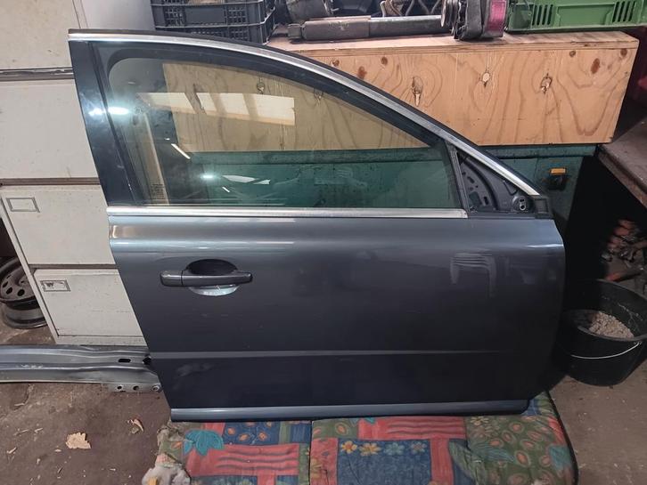 Volvo v70 rechter voordeur kleurcode 455-16 2008 type 3, Auto-onderdelen, Sidebars, Gebruikt, Ophalen