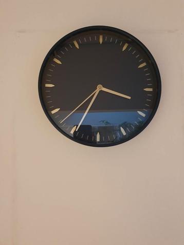 Ikea SKÄRIG wandklok, donker blauw 2x beschikbaar voor biedingen