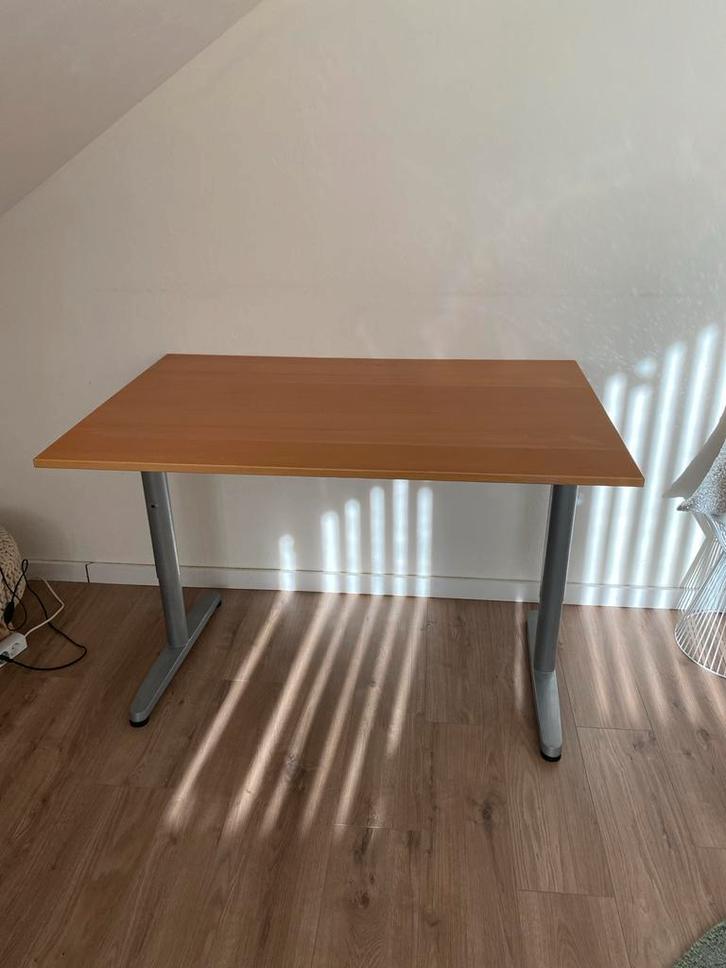 Bureau - Galant IKEA, Huis en Inrichting, Bureaus, Gebruikt, Bureau, In hoogte verstelbaar, Ophalen of Verzenden