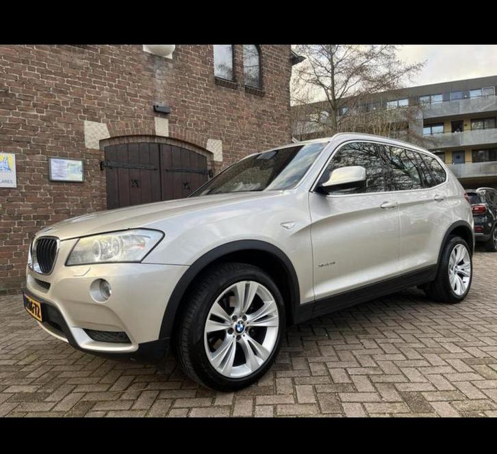 BMW X3 20I Xdrive Aut8 2013 Grijs, Auto's, BMW, Particulier, X3, Benzine, C, SUV of Terreinwagen, Automaat, Origineel Nederlands