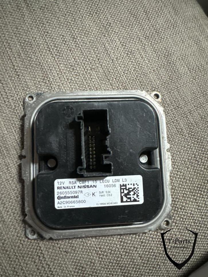 Renault clio 4 koplamp links rechts module nissan 260555097R, Auto-onderdelen, Verlichting, Renault, Gebruikt, Ophalen of Verzenden