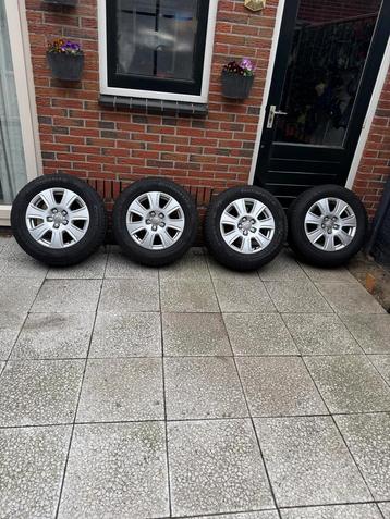 Audi velgen met winterbanden beschikbaar voor biedingen