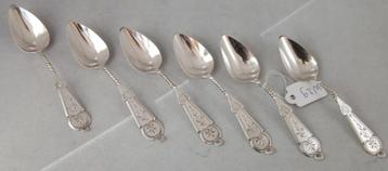 6 mokkalepeltjes Gravé Massief 835 zilver beschikbaar voor biedingen