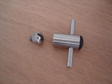 Stelschroef sleutel tbv Solar banksticks buzzerbars rodpod beschikbaar voor biedingen