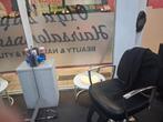 Kappersstoel te huur 35 euro per dag, Huizen en Kamers, Kamers te huur, 35 tot 50 m², Almere
