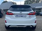 Ford Fiesta 1.5 Ecoboost ST-X 200pk Ford Performance AGR-Sto, Voorwielaandrijving, 15 km/l, Wit, Handgeschakeld