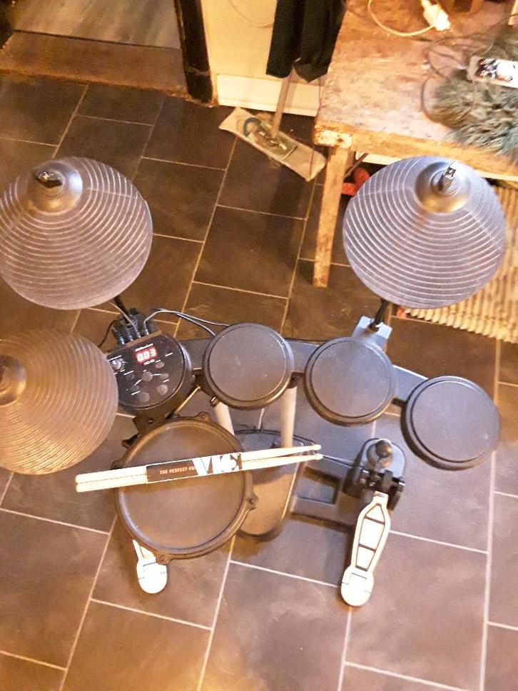 Elektronich Drumstel millenium HD-50, Muziek en Instrumenten, Drumstellen en Slagwerk, Zo goed als nieuw, Overige merken, Elektronisch