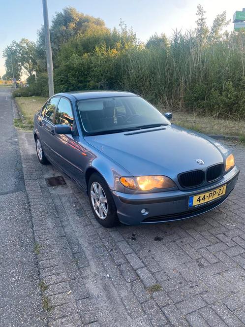 BMW 3-Serie 1.8 I 316 2004 Blauw, Auto's, BMW, Particulier, 3-Serie, Airbags, Airconditioning, Bluetooth, Boordcomputer, Centrale vergrendeling