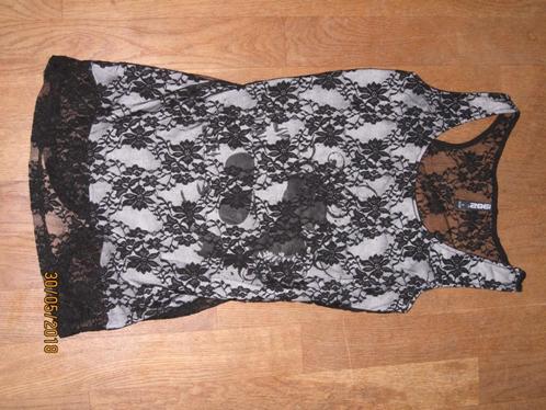 1982 zwarte kanten top zonder mouw maat 34/36, Kleding | Dames, Tops, Gedragen, Maat 34 (XS) of kleiner, Zwart, Zonder mouw, Ophalen of Verzenden