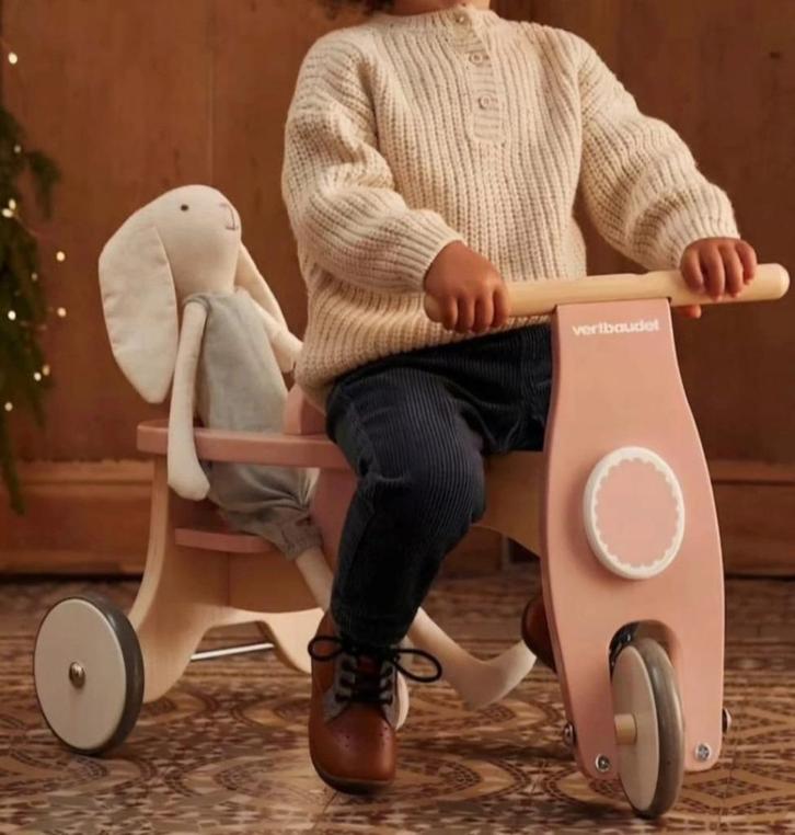 Lief roze loopfietsje – in nieuwstaat, Kinderen en Baby's, Speelgoed | Buiten | Voertuigen en Loopfietsen, Zo goed als nieuw, Loopfiets