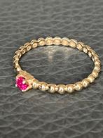 NIEUW 9 karaat gouden ringetje met robijntje mt17,5 ong, Sieraden, Tassen en Uiterlijk, Nieuw, Ophalen of Verzenden, 17 tot 18