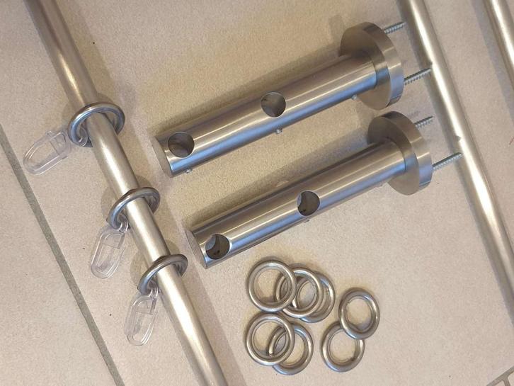 2x dubbele gordijnroede RVS L 165 cm, met 2x RVS voetsteun, Huis en Inrichting, Stoffering | Gordijnen en Lamellen, Minder dan 100 cm