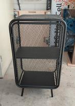 Metalen opengewerkt kastje, in zeer goede staat., Huis en Inrichting, Kasten | Overige, Ophalen, Zo goed als nieuw