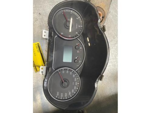 Instrumentenpaneel van een Kia Carens, Auto-onderdelen, Dashboard en Schakelaars, Kia, Gebruikt, 3 maanden garantie, Ophalen of Verzenden
