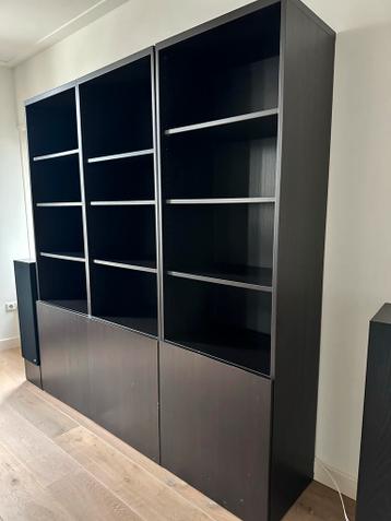 3 Ikea Besta boekenkasten met planken - afbeelding 2