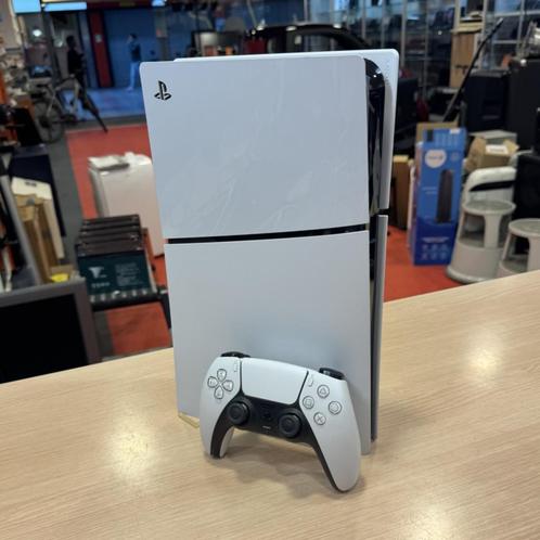 PlayStation 5 Digital Edition 1TB Incl. Controller |, Spelcomputers en Games, Games | Sony PlayStation 5, Zo goed als nieuw