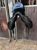Dressuurzadel 17,5 inch, Dieren en Toebehoren, Paarden en Pony's | Zadels, Ophalen of Verzenden, Dressuur