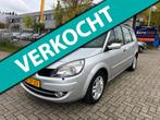 Renault Grand Scénic 1.6-16V Tech Line|Navigatie|Pdc|Leder|, Auto's, 65 €/maand, Gebruikt, Zwart, 4 cilinders