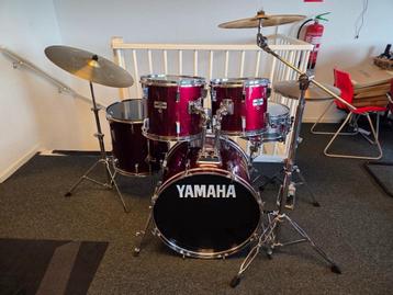 In uitmuntende conditie Yamaha drumstel 400 serie beschikbaar voor biedingen