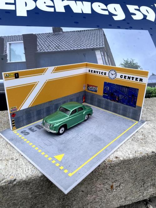 1:36 - 1:43 Diorama servicenter, Hobby en Vrije tijd, Modelauto's | 1:43, Nieuw, Auto, Overige merken, Ophalen of Verzenden