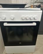 Beko gasfornuis met oven compleet, Witgoed en Apparatuur, Fornuizen, Verzenden, 4 kookzones, Zo goed als nieuw, Gas