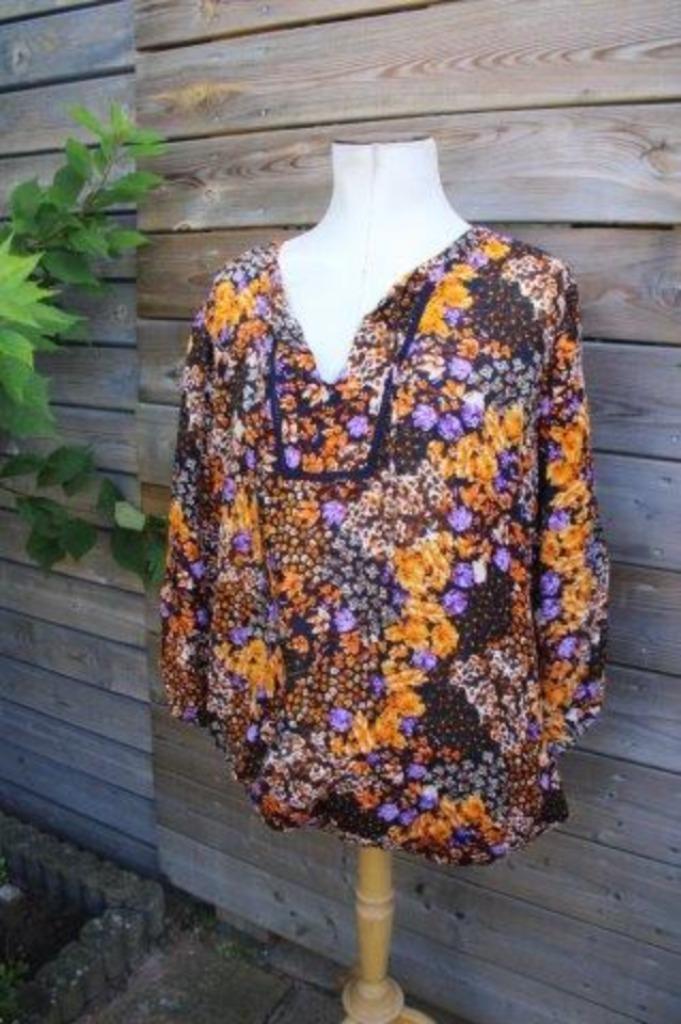 Blouson zwart/ paars/ oranje Zhenzi mt M ( 46/48) Vaste prij, Kleding | Dames, Blouses en Tunieken, Zo goed als nieuw, Maat 46/48 (XL) of groter