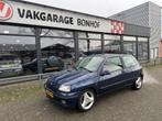 Renault Clio 1.8-16V (bj 1991), Auto's, Oldtimers, Voorwielaandrijving, 135 pk, Handgeschakeld, Geïmporteerd