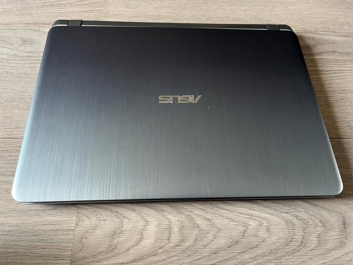 Asus laptop, Computers en Software, Windows Laptops, Zo goed als nieuw, 15 inch, 2 tot 3 Ghz, Ophalen of Verzenden