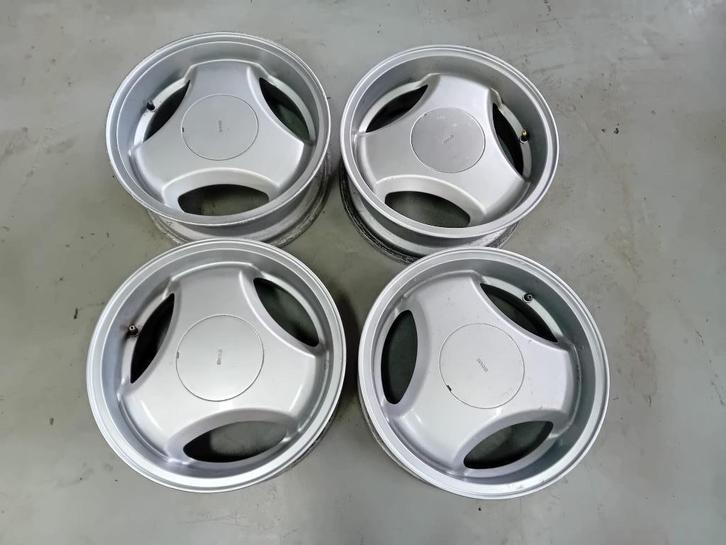 Aluminium velgen, gebruikt + nieuw gespoten, diverse Saabs., Auto-onderdelen, Banden en Velgen, Velg(en), Zomerbanden, 16 inch