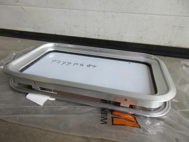 Vetus raam, patrijspoort, nieuw, Watersport en Boten, Accessoires en Onderhoud, Nieuw, Ophalen