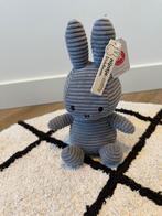 Nieuw grijs Nijntje corduroy zittende knuffel Miffy 23cm, Kinderen en Baby's, Speelgoed | Knuffels en Pluche, Ophalen of Verzenden