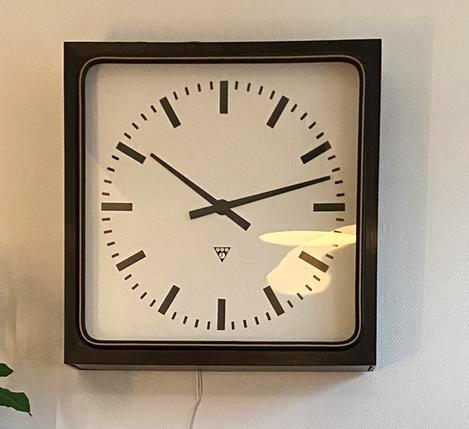 Industriële stationsklok, bieden is toegestaan, Antiek en Kunst, Antiek | Klokken, Ophalen