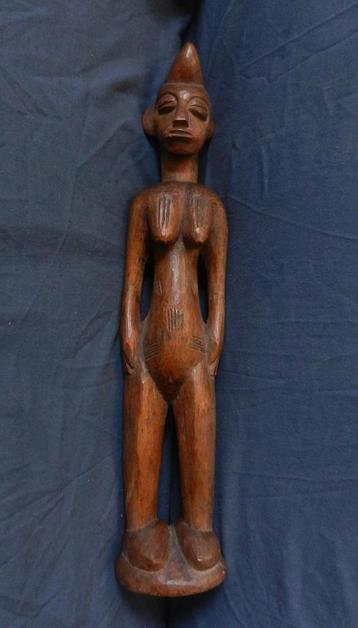 Houten Staande vrouw / Tugubele Senufo Ivoorkust h. 34,8 cm beschikbaar voor biedingen